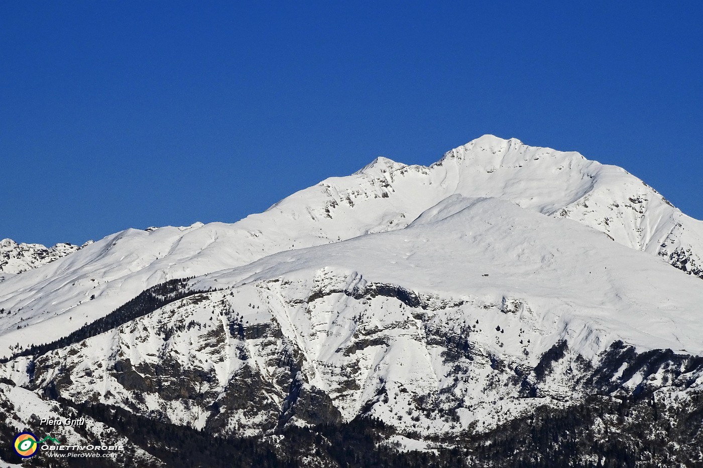 45 Bella vista in Monte Menna.JPG -                                
